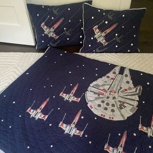 Star Wars™ Millennium Falcon™ Twin Quilt & Shams-Pottery Barn